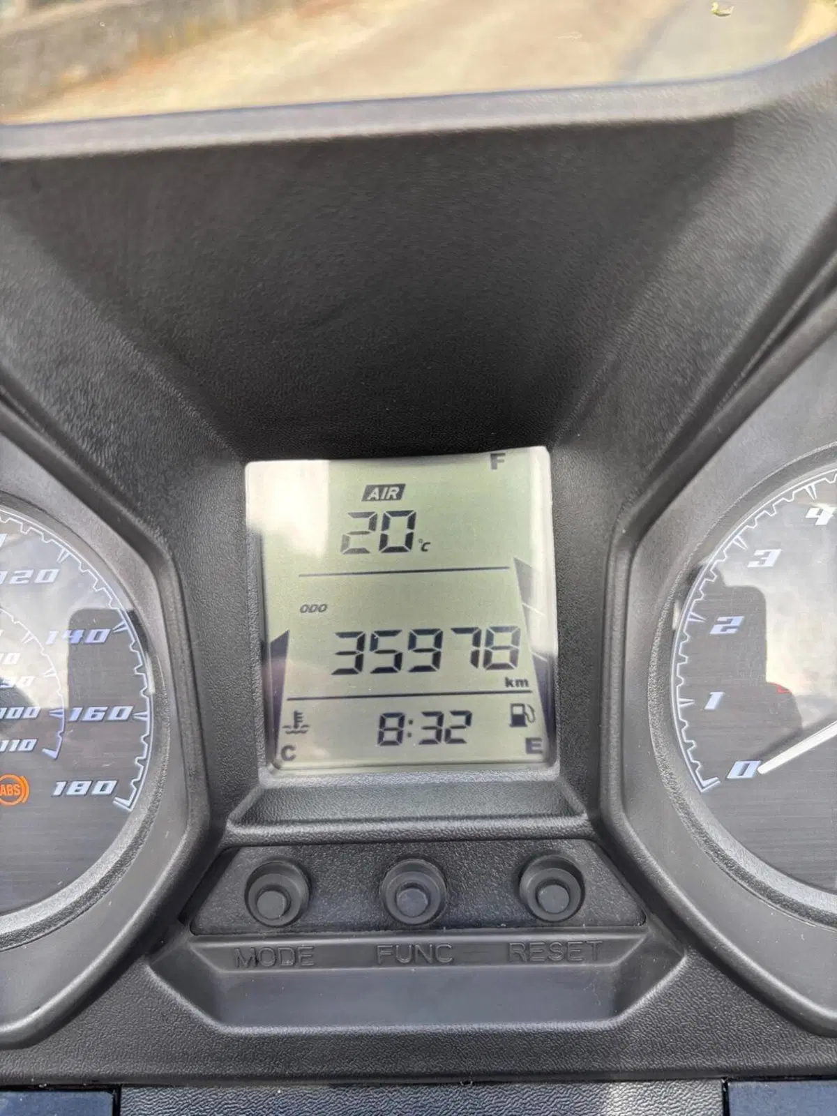 Kymco Downtown 350i ABS (2016 - 20) (7)