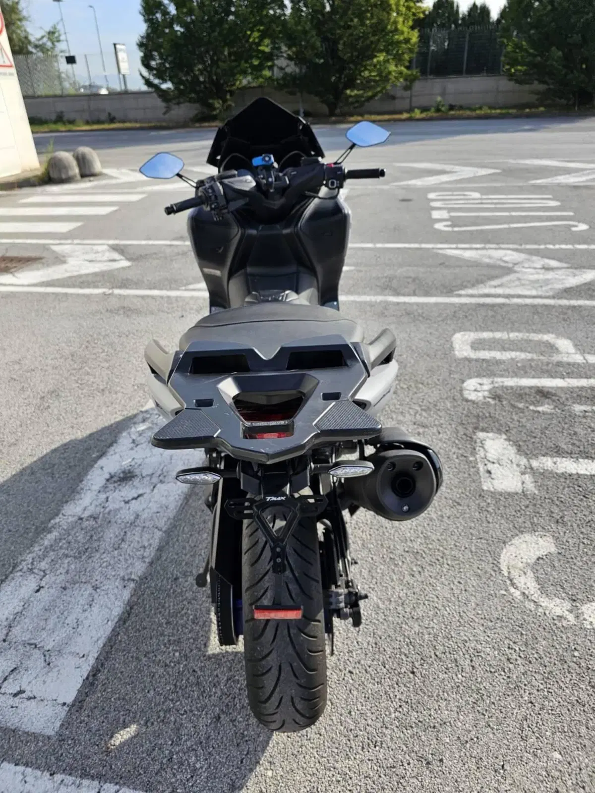 Yamaha T-Max 560 Tech Max (2020) (4)