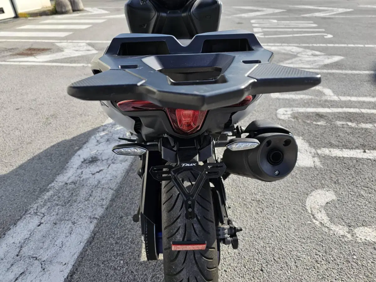 Yamaha T-Max 560 Tech Max (2020) (5)