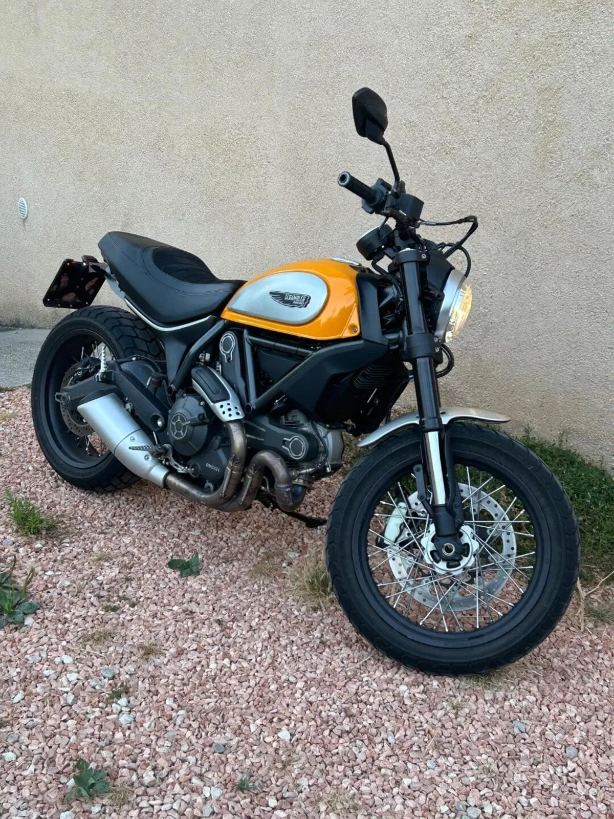 Ducati Scrambler 800 Classic (2015 - 16)