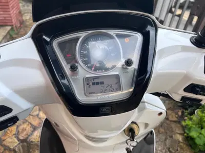 Kymco People 300i GT ABS (2010 - 17) usata
