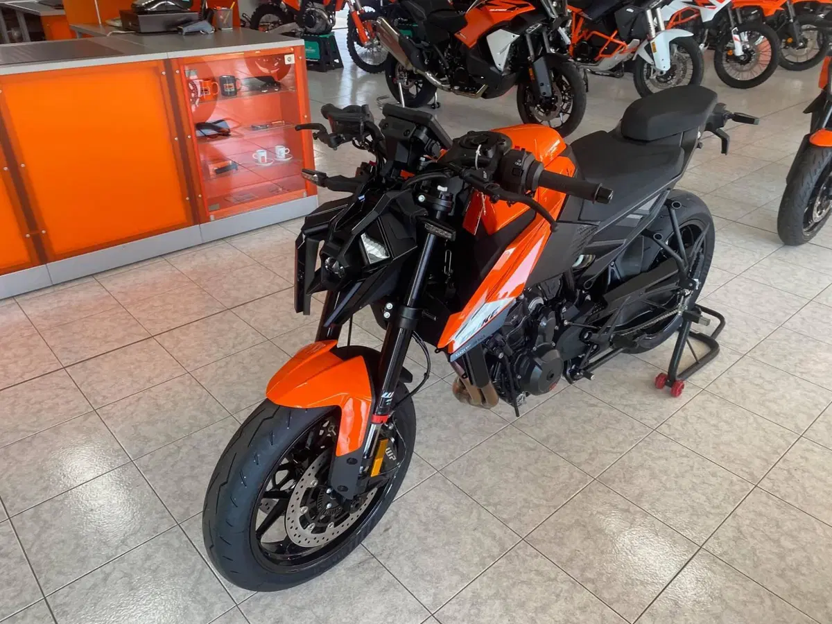 KTM 790 Duke (2027) (2)