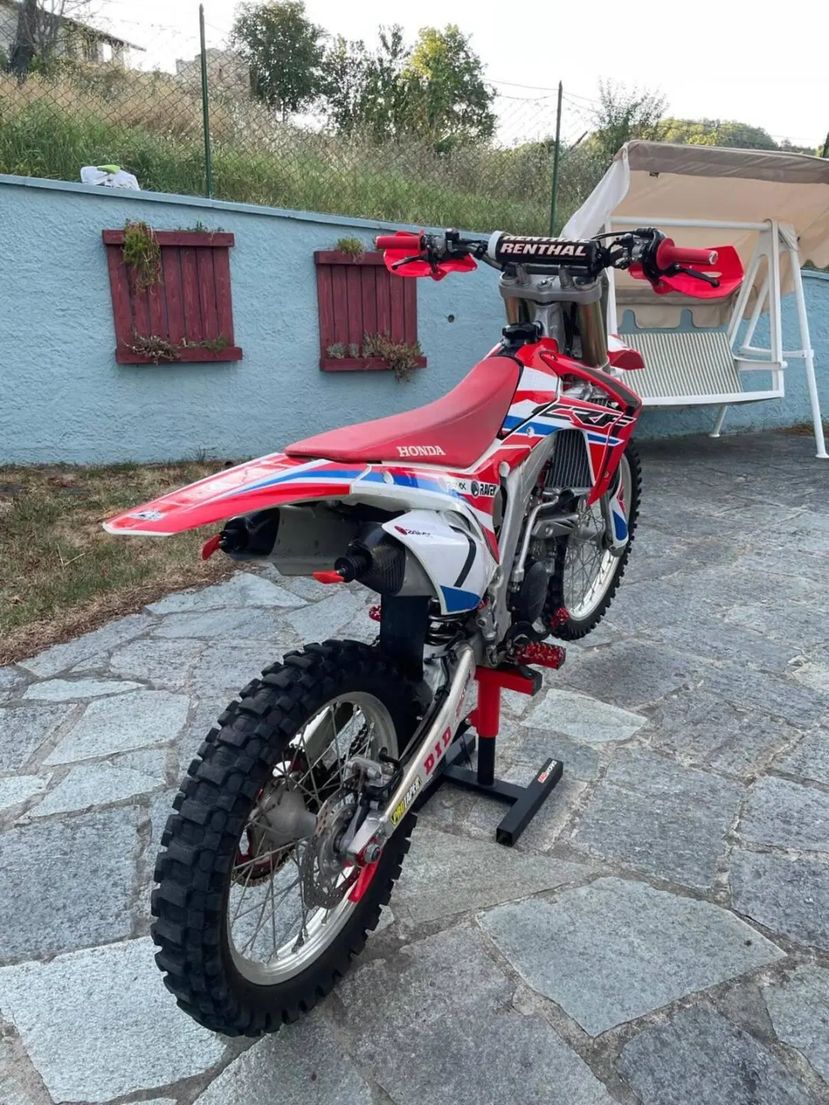 Honda CRF 250R (2017) (2)