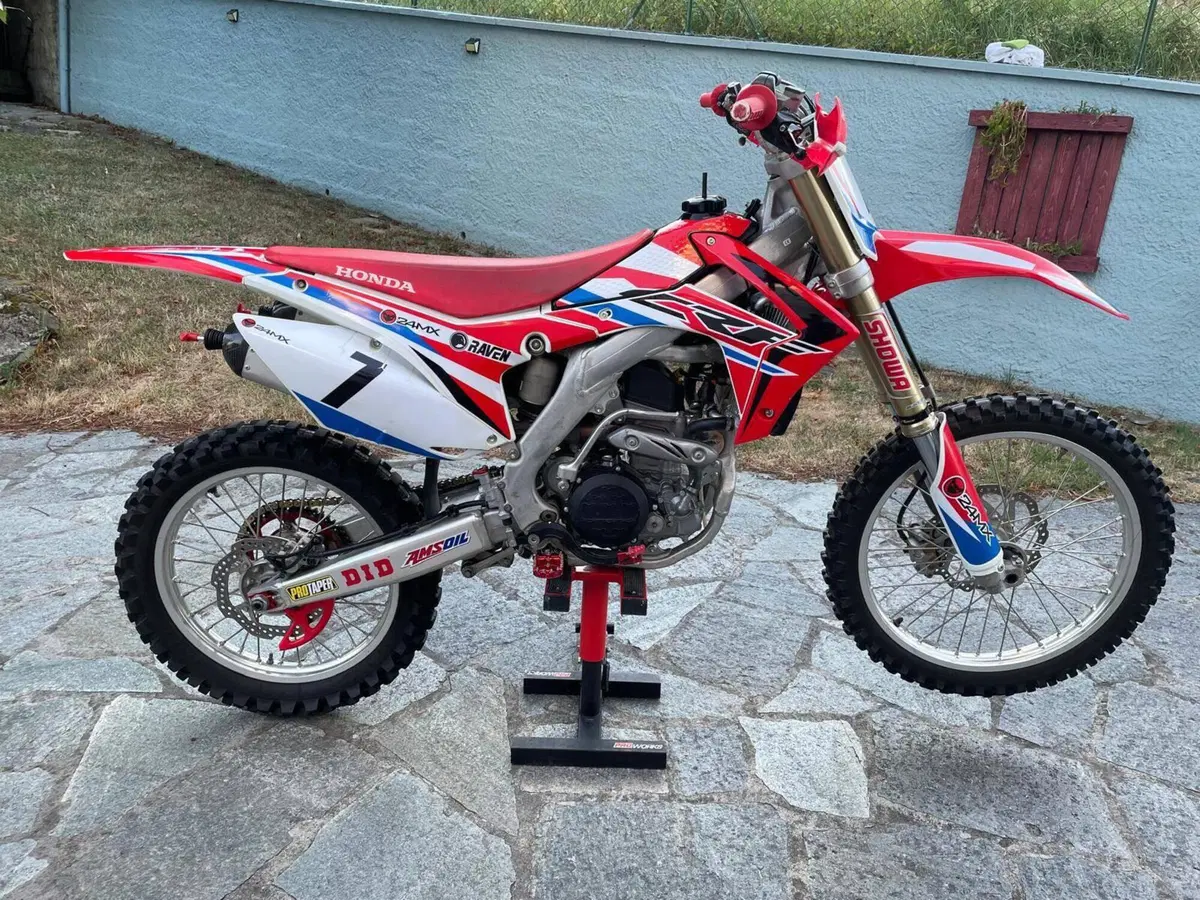 Honda CRF 250R (2017) (9)