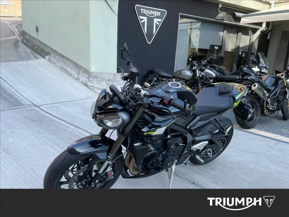Triumph Street Triple 765 RS (2023 - 26) (2)