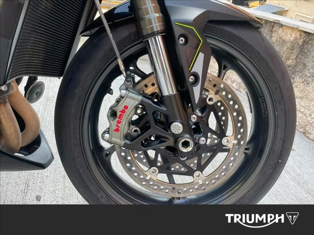 Triumph Street Triple 765 RS (2023 - 26) (10)