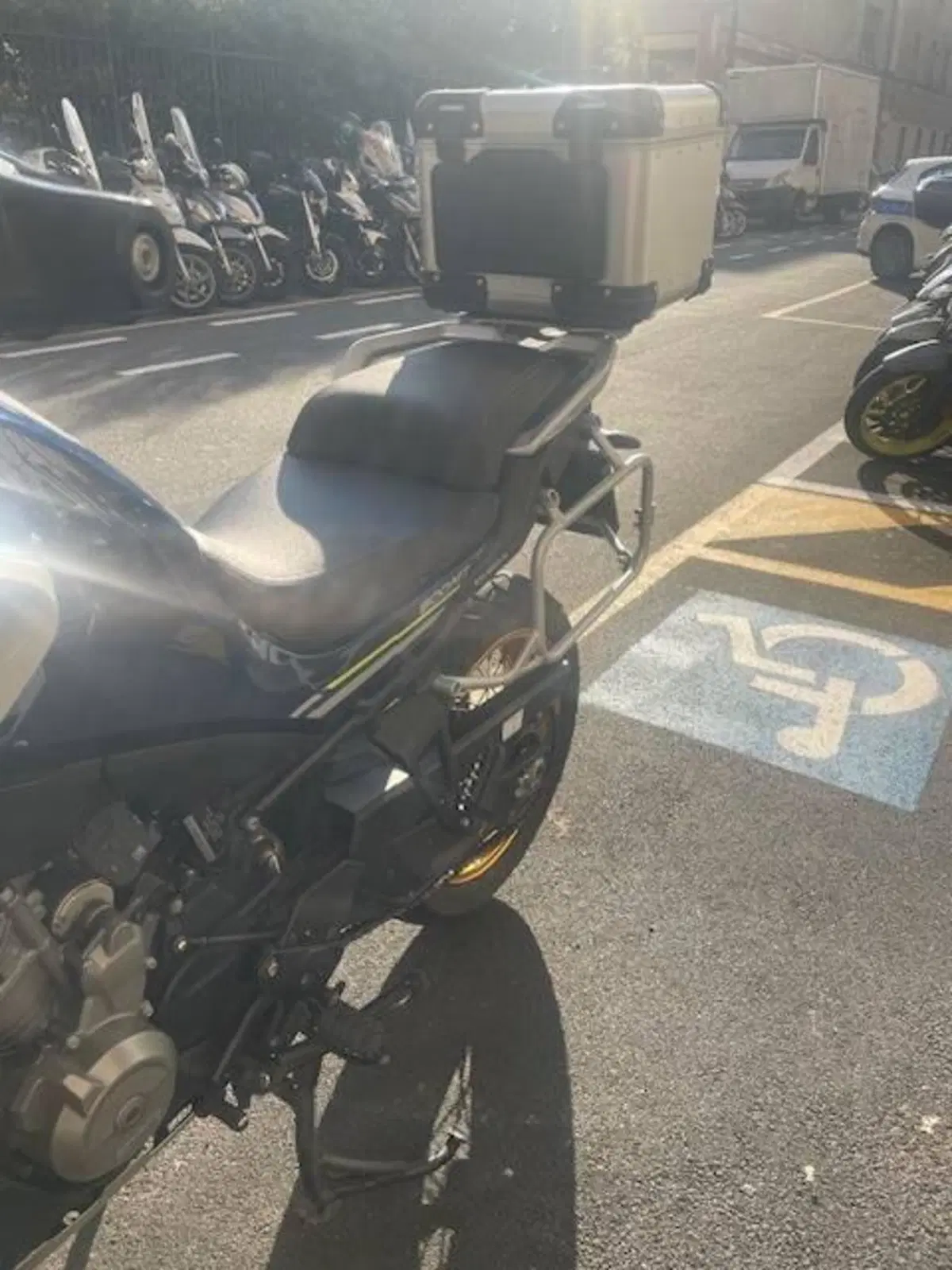 CFMOTO 800MT Touring (2022 - 26) (6)
