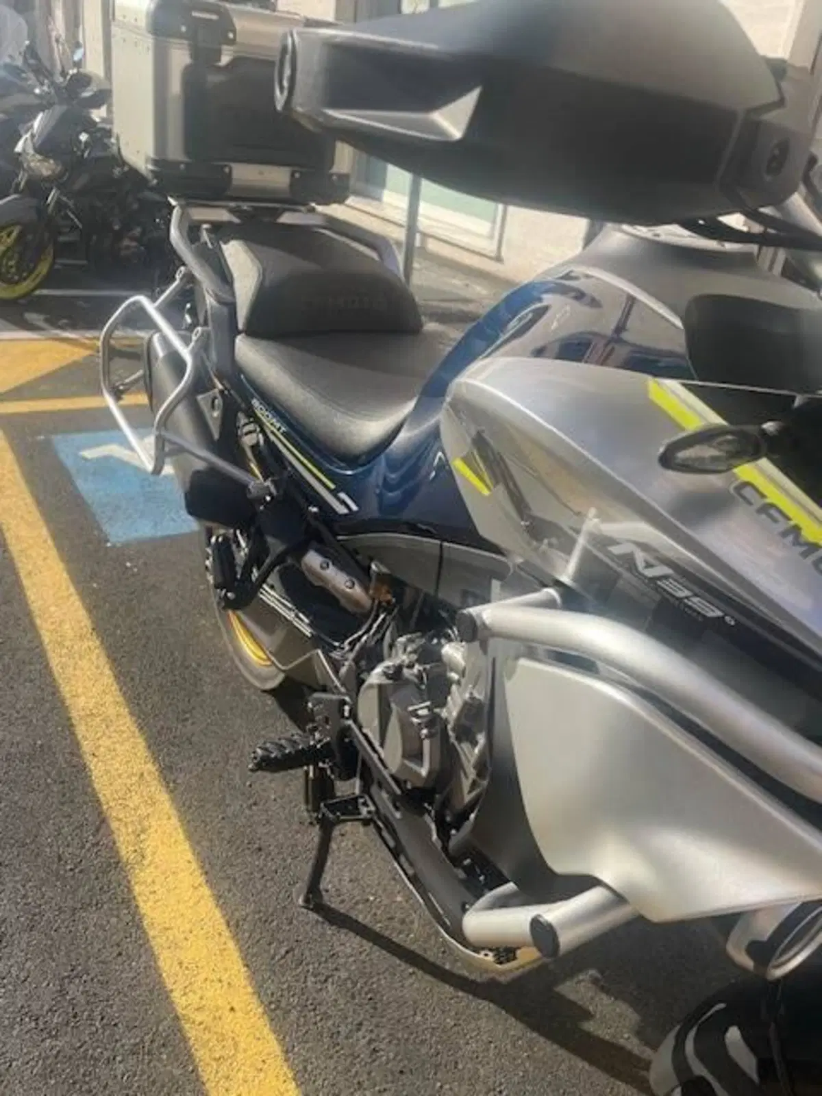 CFMOTO 800MT Touring (2022 - 26) (8)