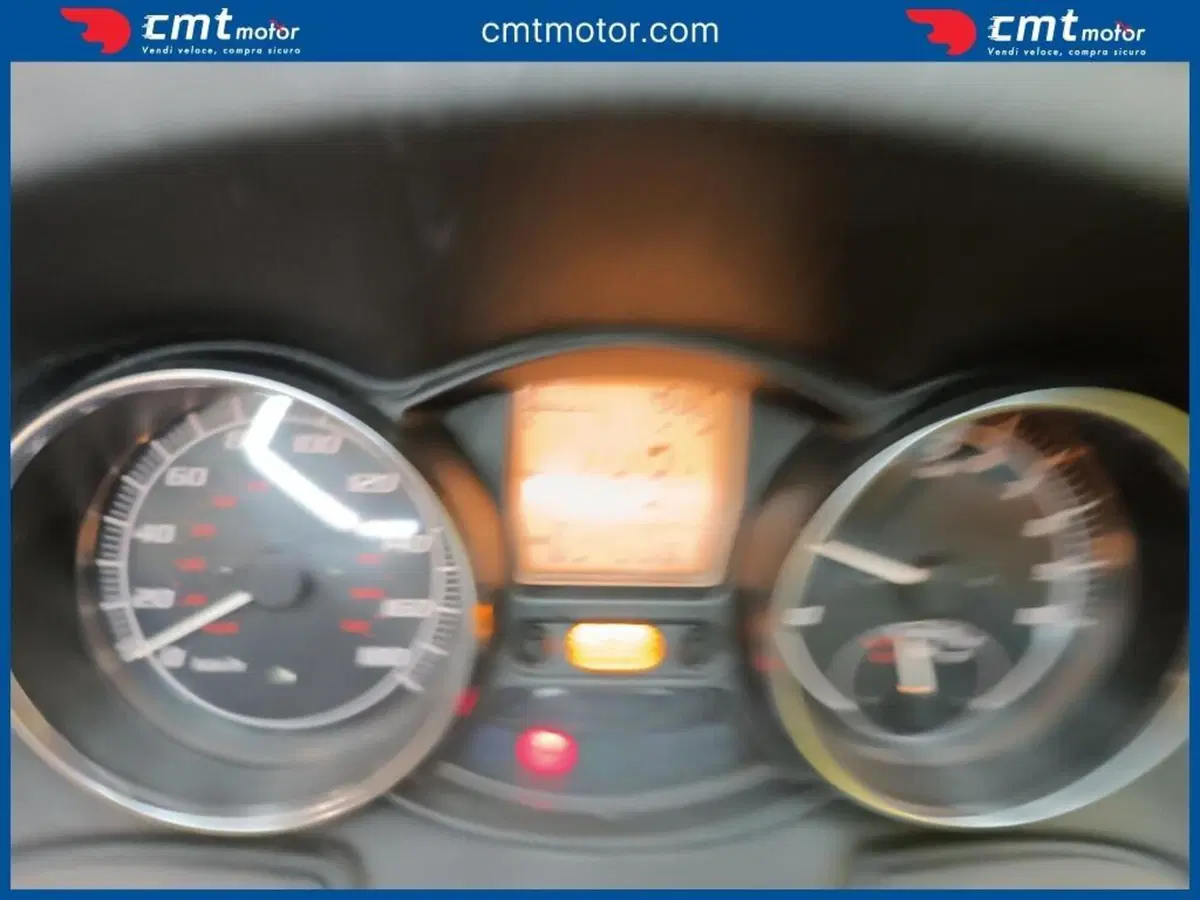 Piaggio MP3 500 i.e. Sport (2011 - 13) (7)