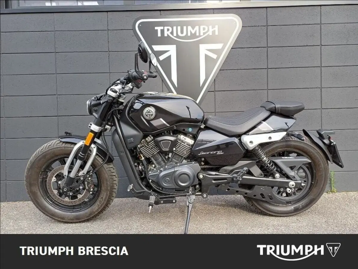 Benelli Leoncino 400 Bobber (2026) (12)