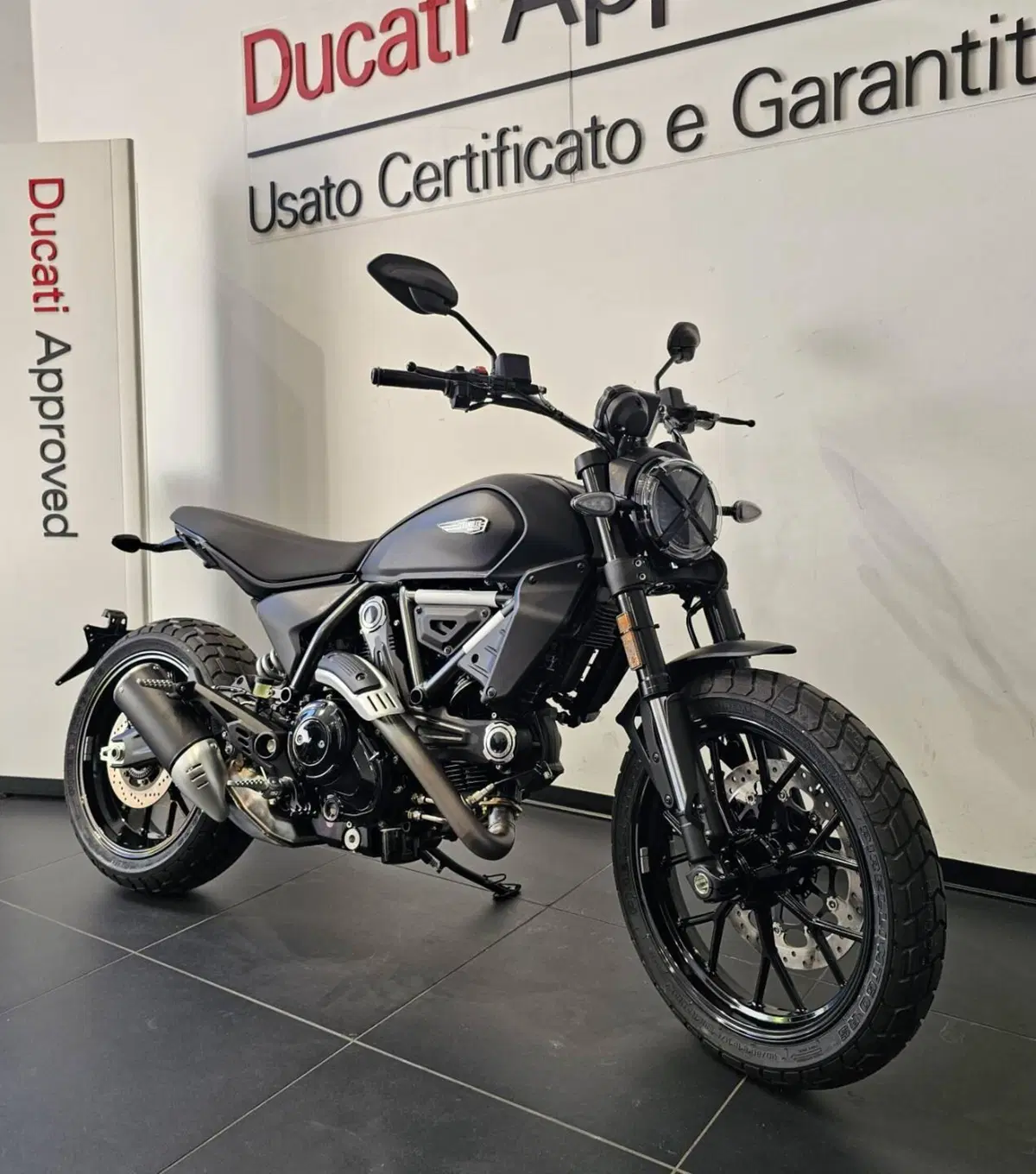 Ducati Scrambler 800 Icon Dark (2025 - 26) (3)