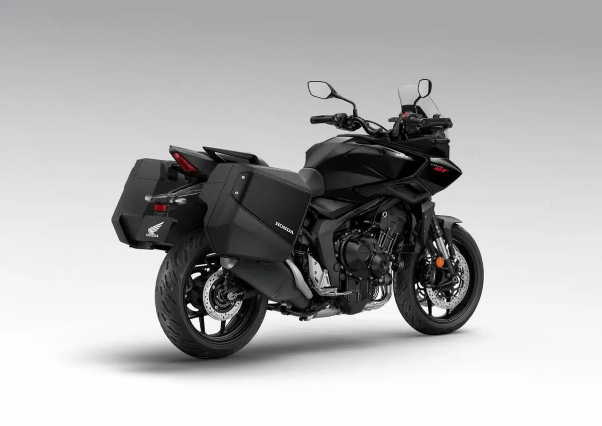 Honda CB 1000 GT (2026) (3)