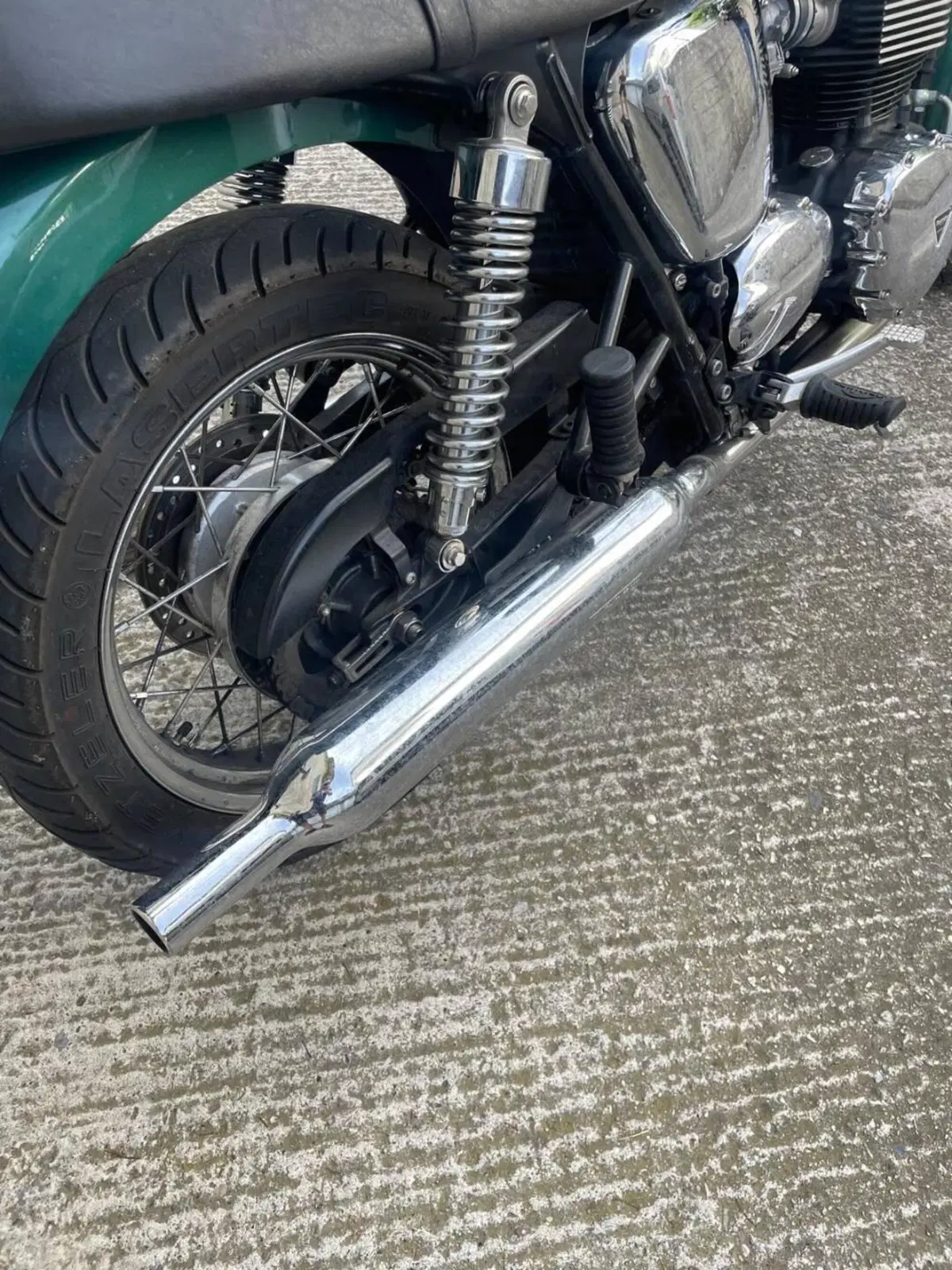 Triumph Bonneville T100 (2008 - 16) (4)
