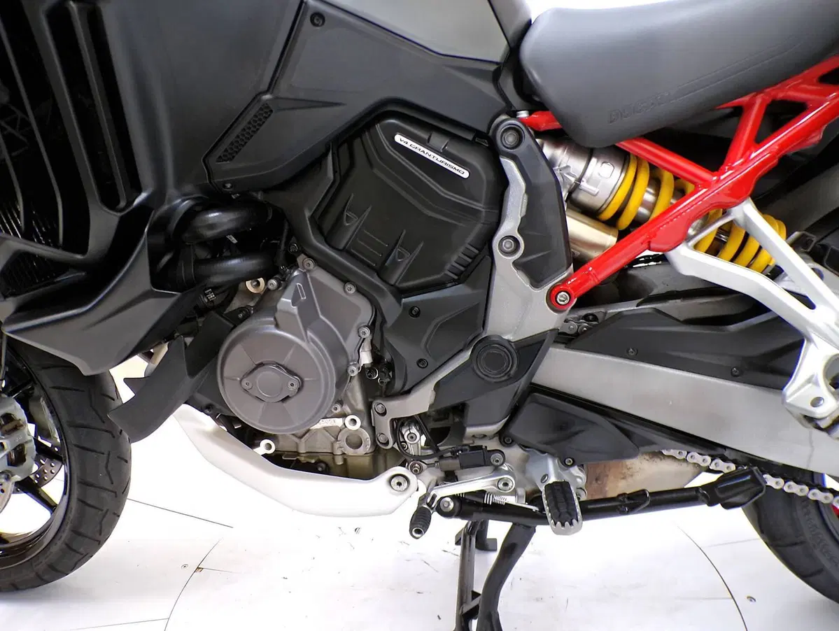 Ducati Multistrada V4 S (2021 - 24) (8)