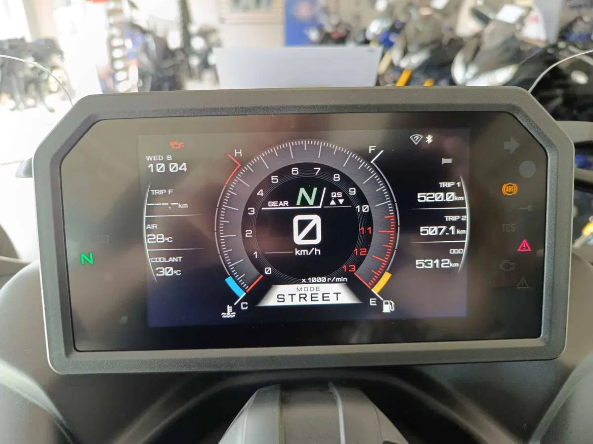 Yamaha Niken 890 GT (2023 - 26) (3)