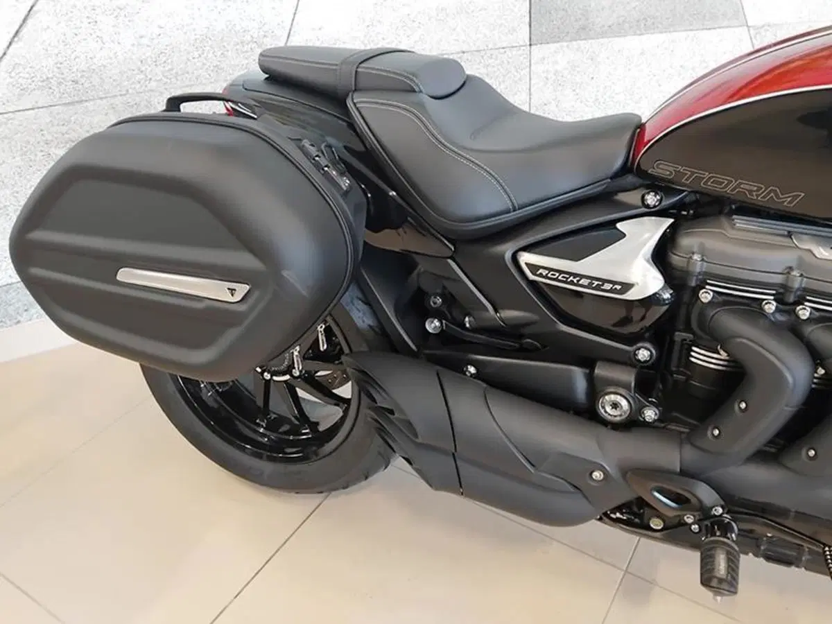 Triumph Rocket 3 Storm R (2024 - 26) (9)