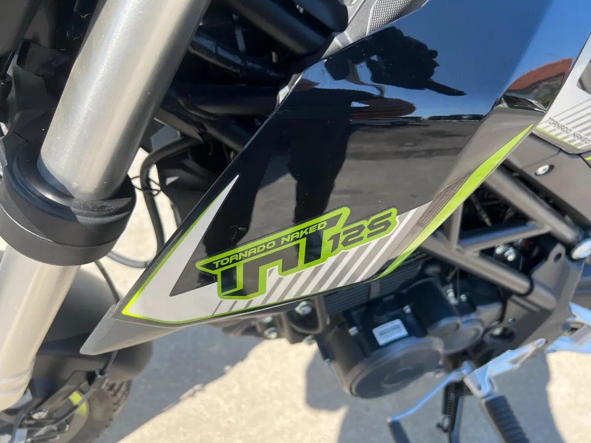 Benelli Tornado Naked T 125 (2022 - 25) (6)