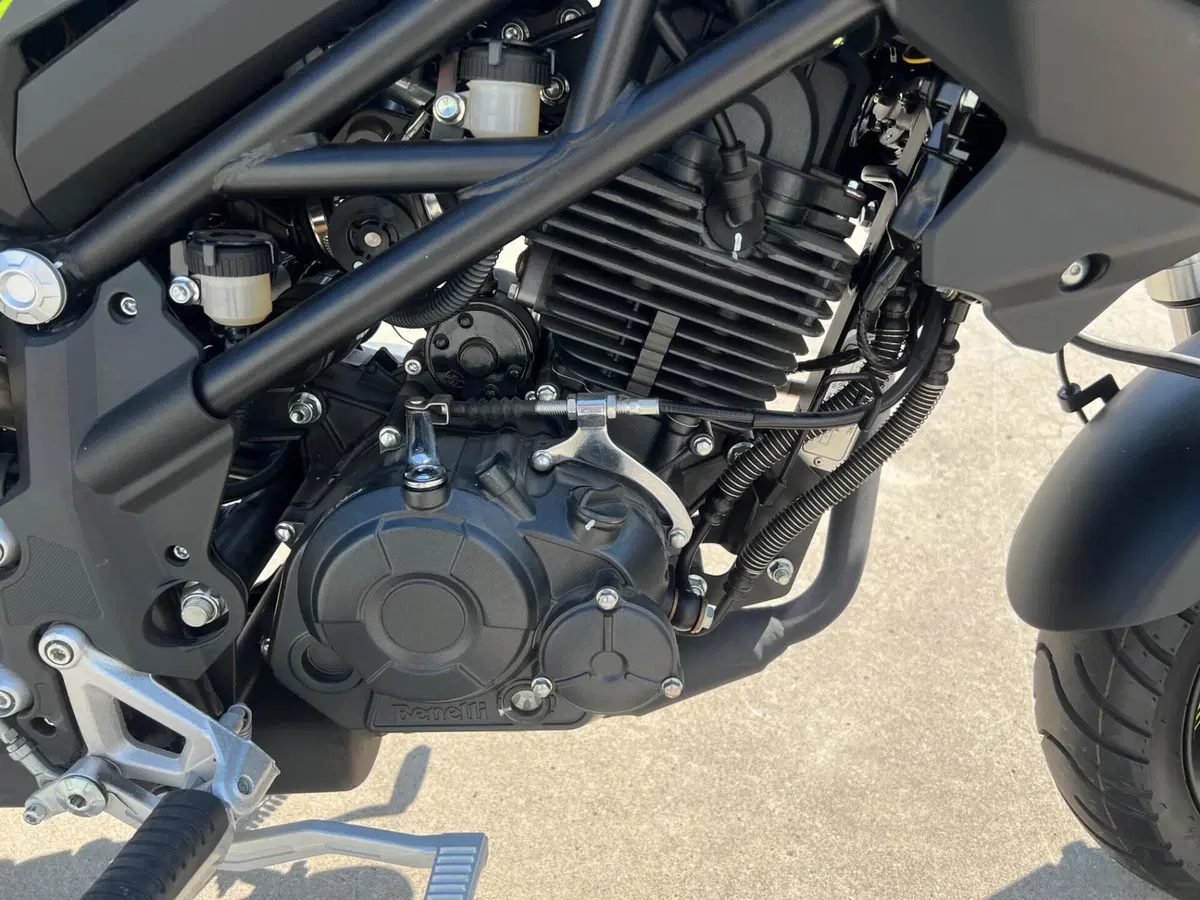 Benelli Tornado Naked T 125 (2022 - 25) (14)