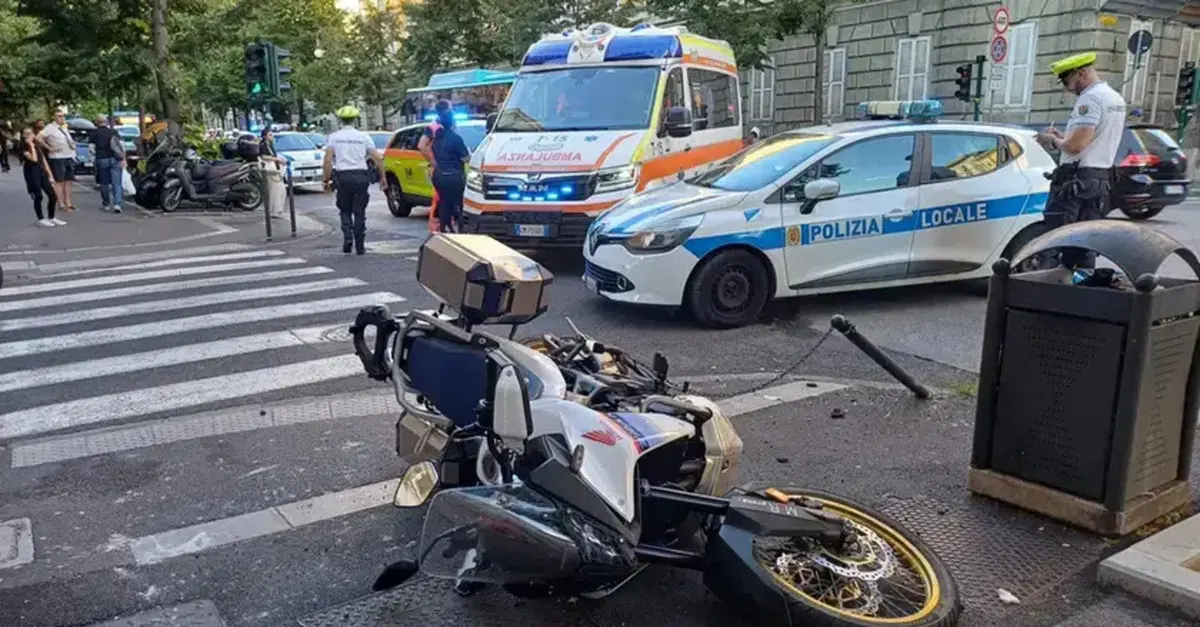 Moto fuori controllo sulle strisce pedonali, travolte mamma e bimba di un anno e mezzo, tre feriti