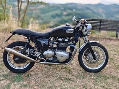 Triumph Thruxton 900 (2004 - 15) usata