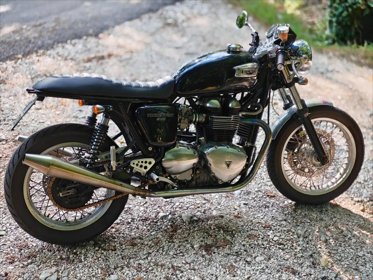 Triumph Thruxton 900 (2004 - 15) (2)