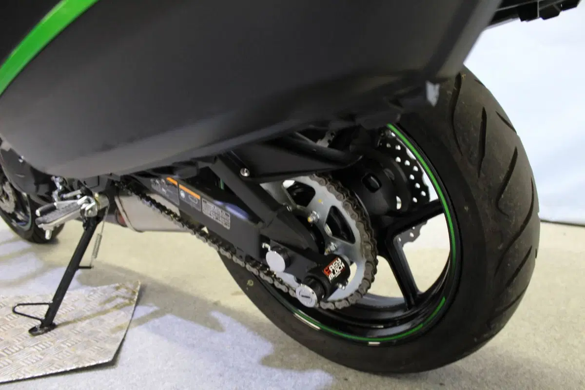Kawasaki Versys 650 Grand Tourer (2025 - 26) (16)