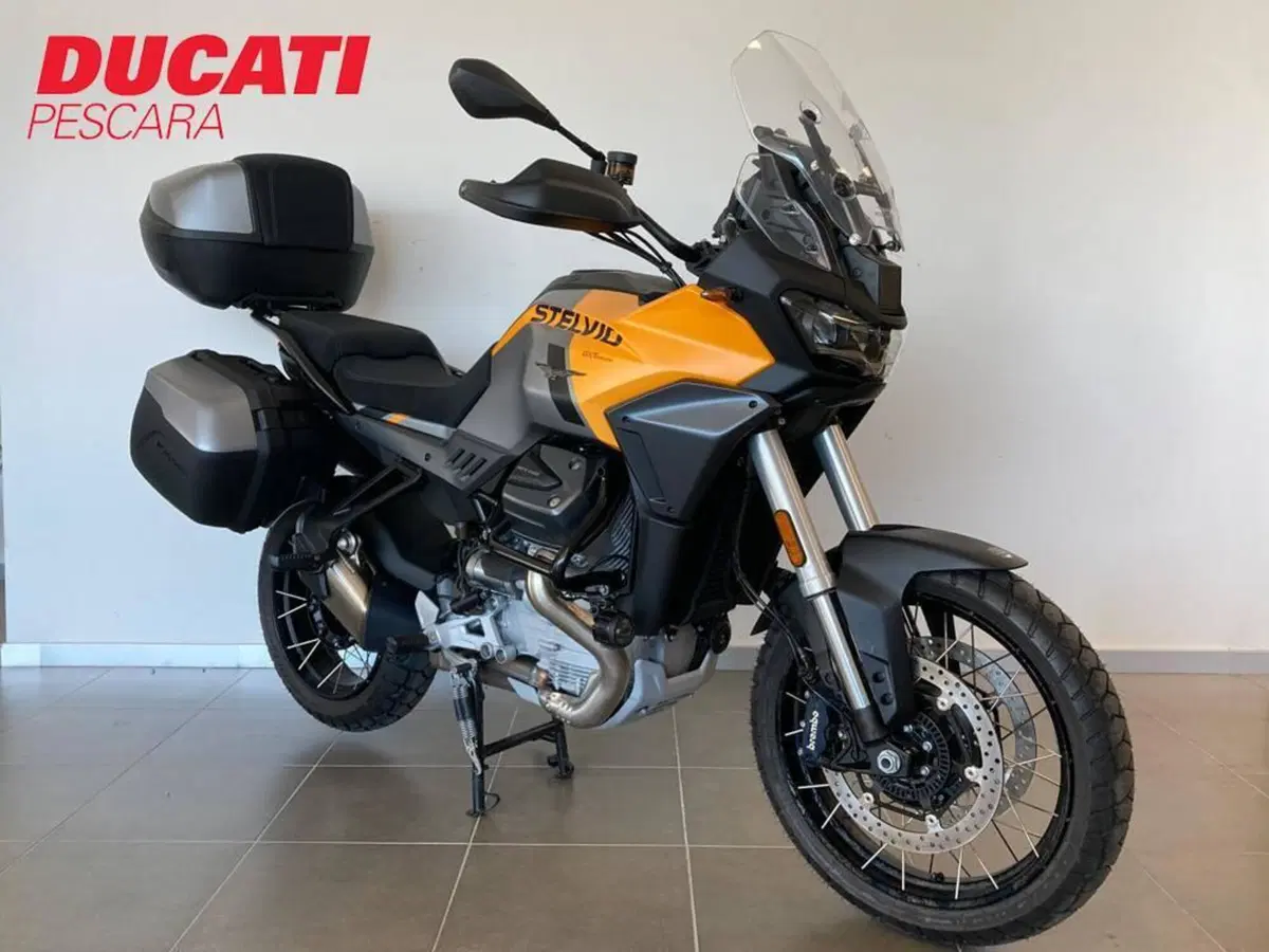 Moto Guzzi Stelvio (2024 - 26) (2)