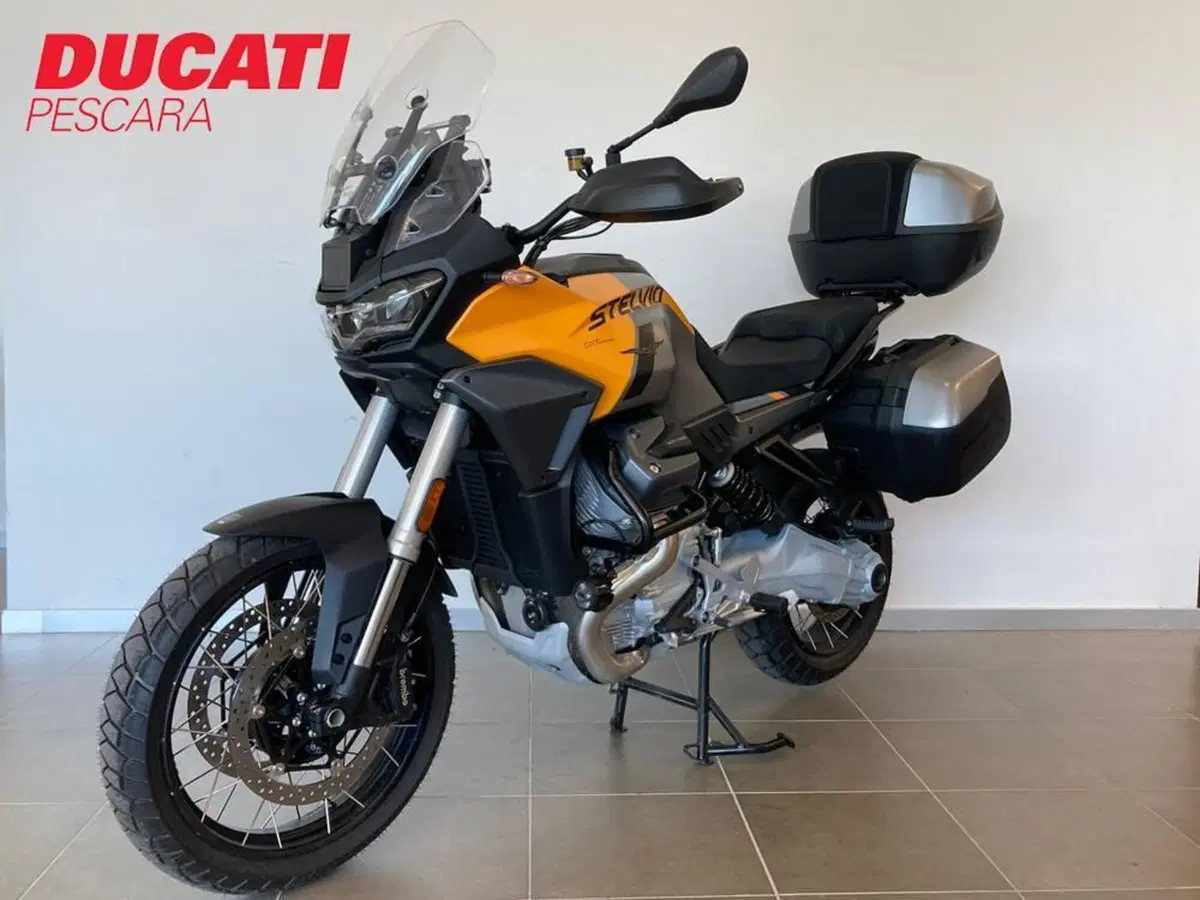 Moto Guzzi Stelvio (2024 - 26) (3)