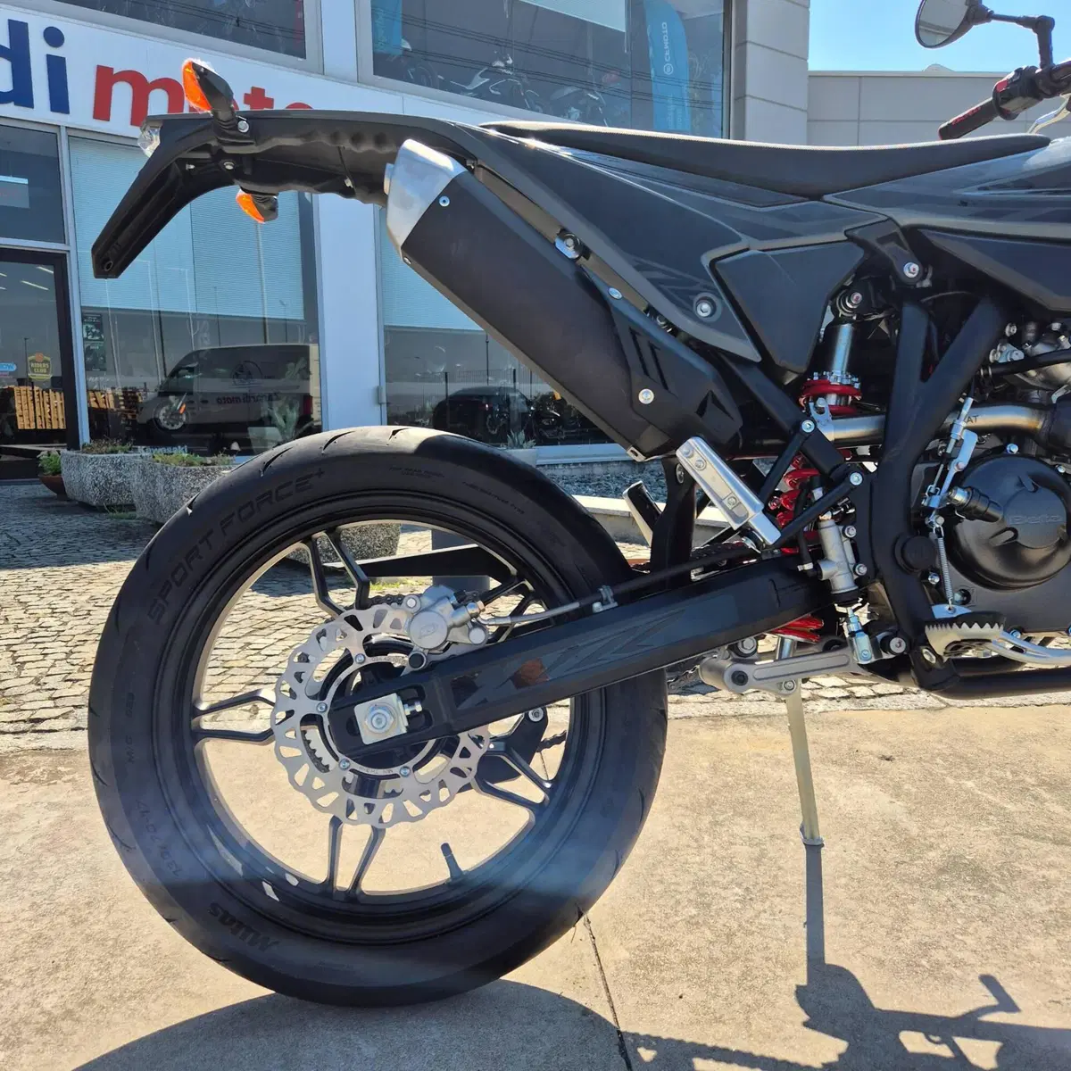 Betamotor RR 125 4T Motard T - X Special Edition (2025 - 26) (5)