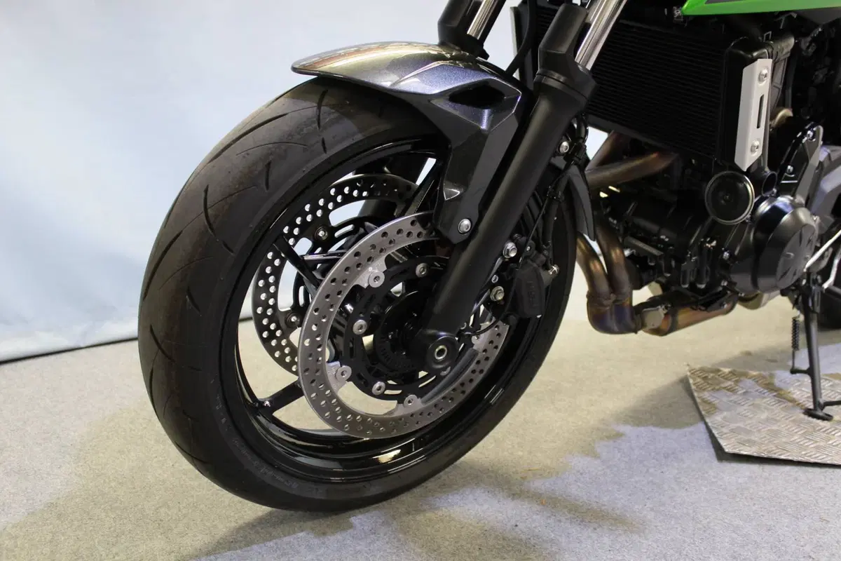 Kawasaki Z 650 S (2026) (14)