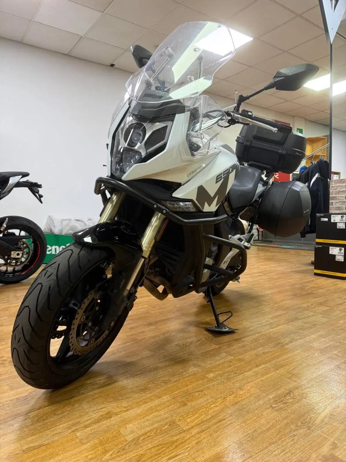 CFMOTO 650MT (2021 - 24)