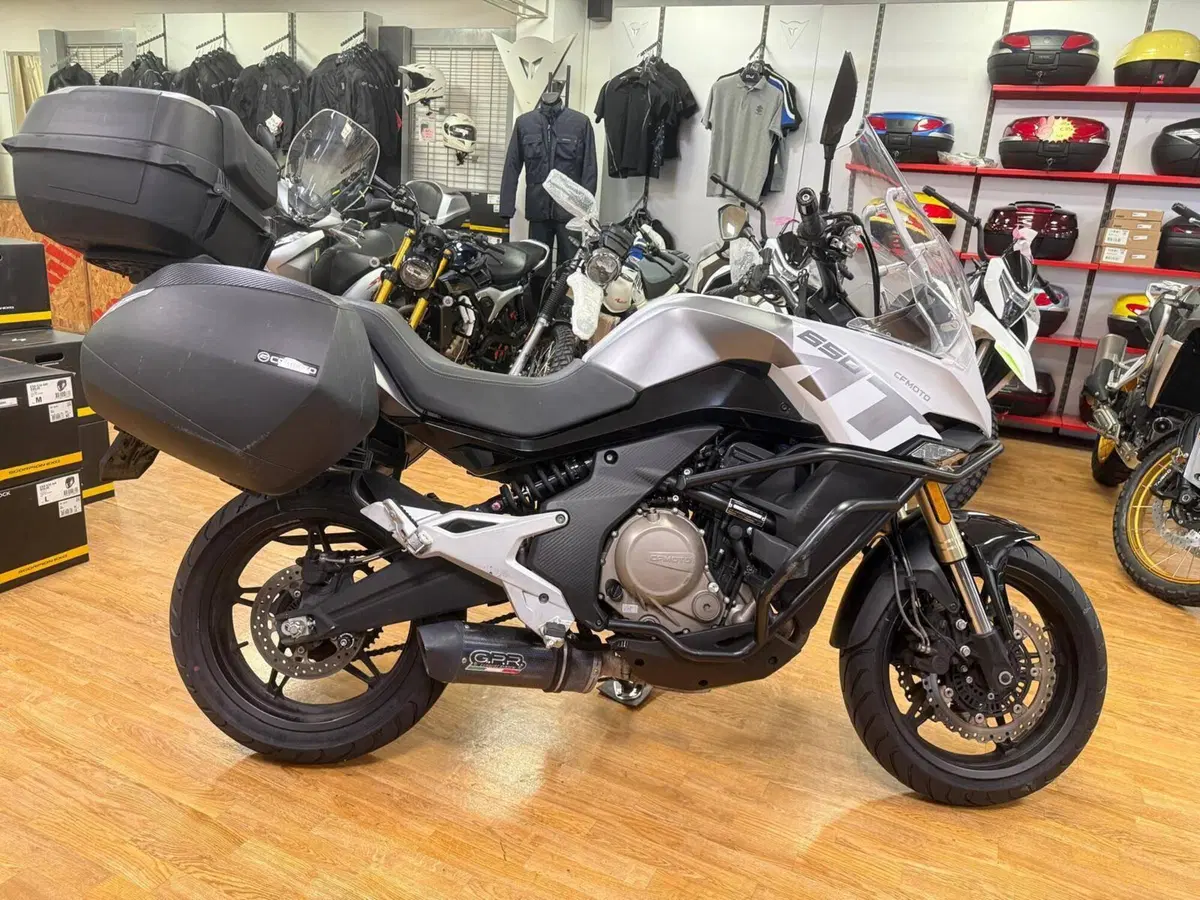 CFMOTO 650MT (2021 - 24) (2)
