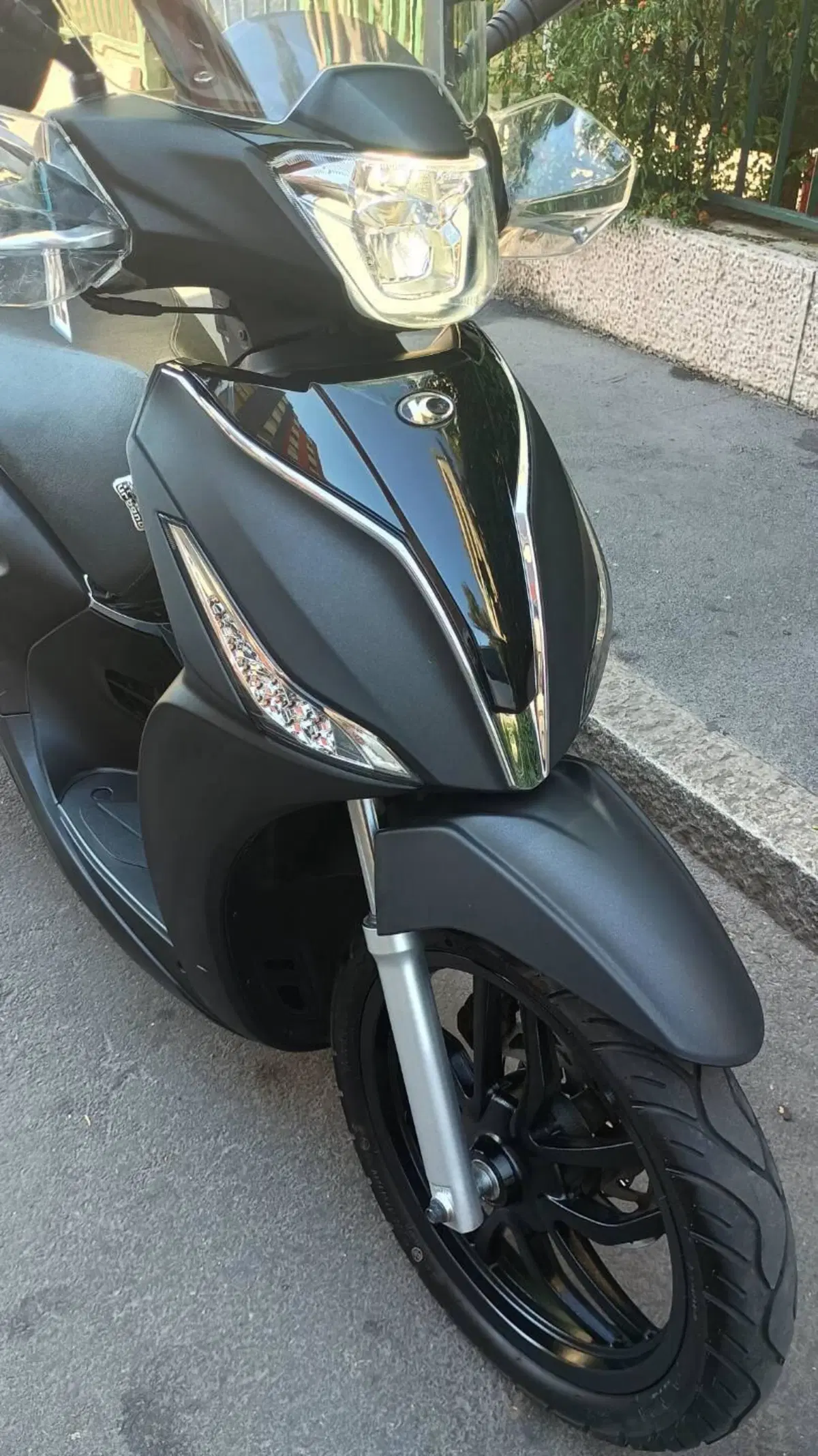 Kymco People 200i S (2021 - 26) (3)
