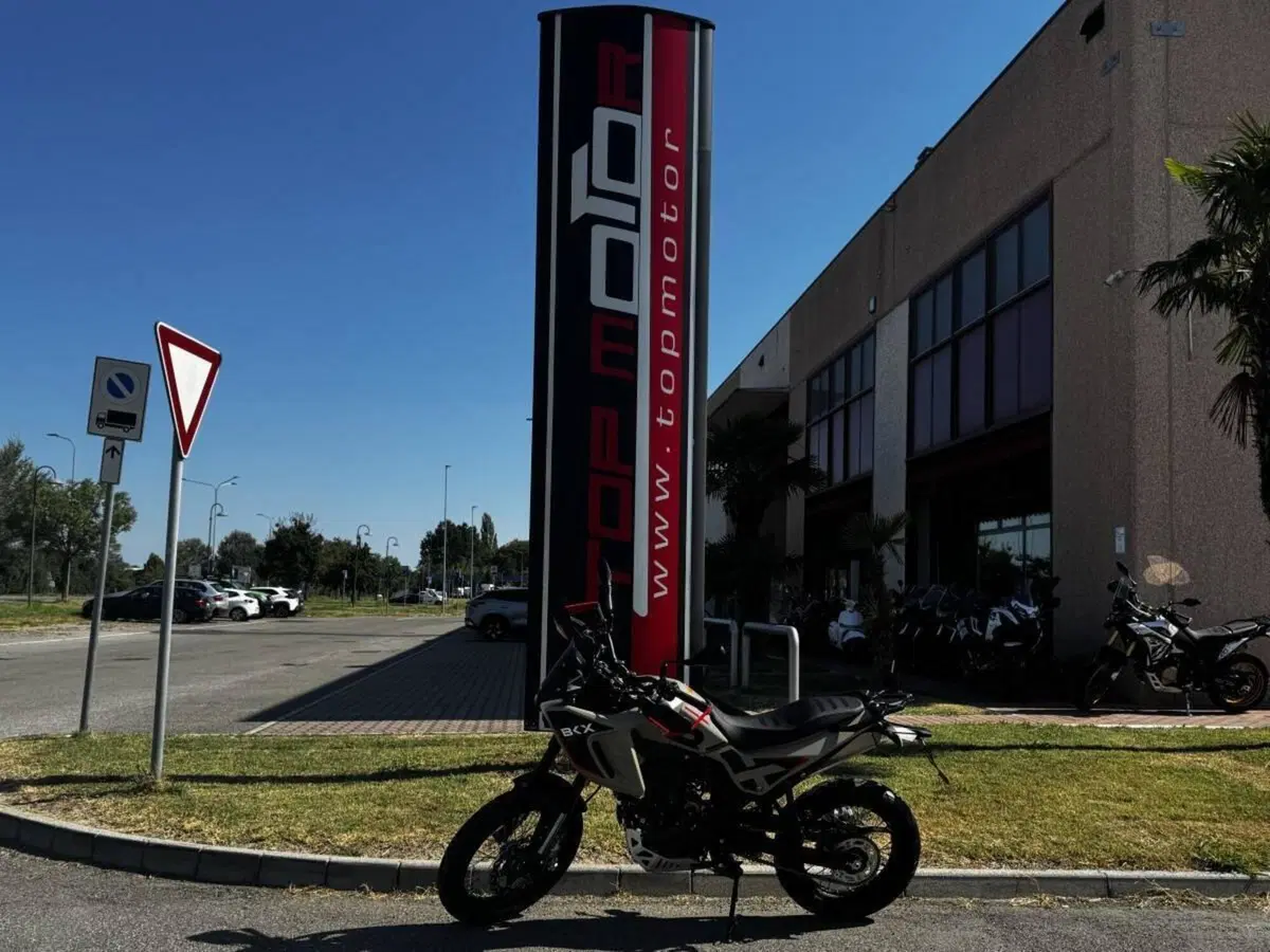 Benelli BKX 300 (2026) (6)