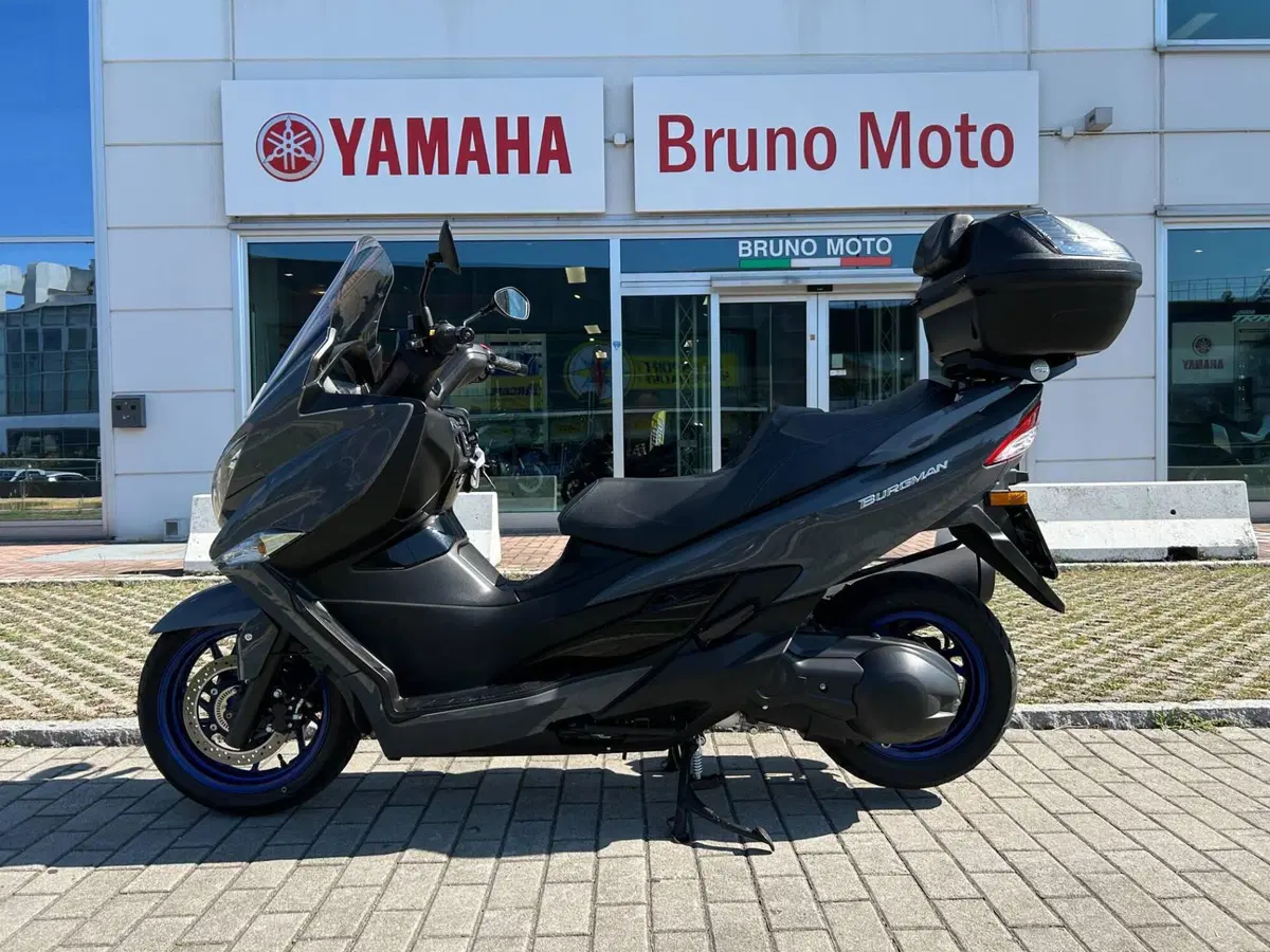 Suzuki Burgman 400 (2022 - 24) (2)