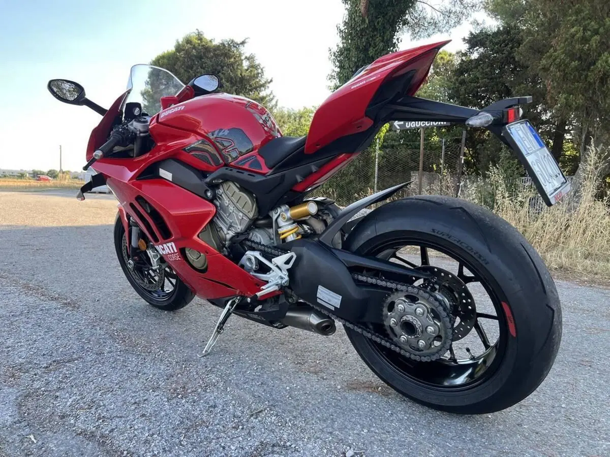 Ducati Panigale V4 1100 (2021) (14)