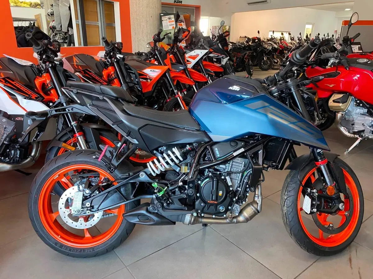 KTM 125 Duke (2026) (2)