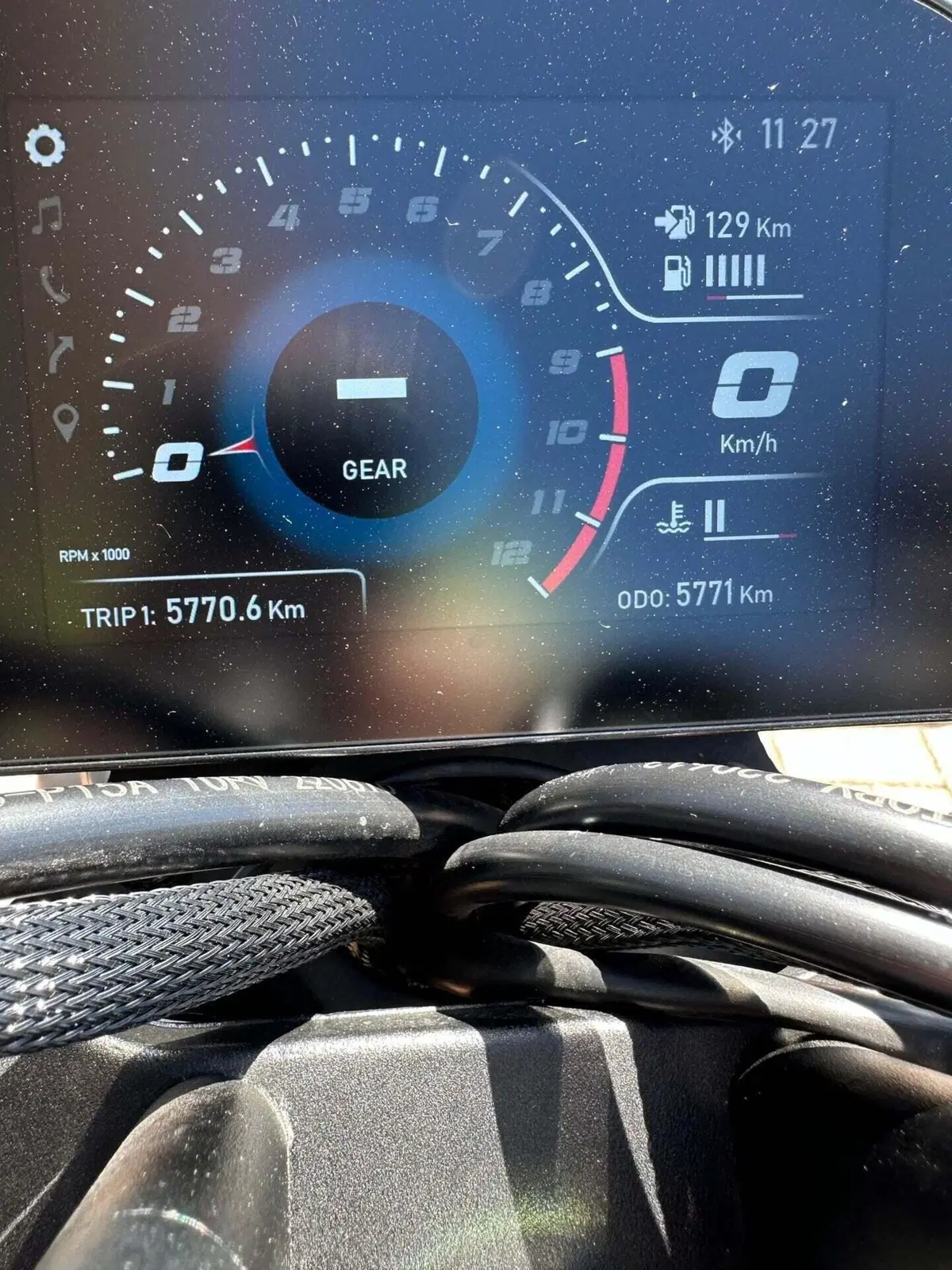 Moto Morini SEIEMMEZZO STR (2022 - 26) (7)