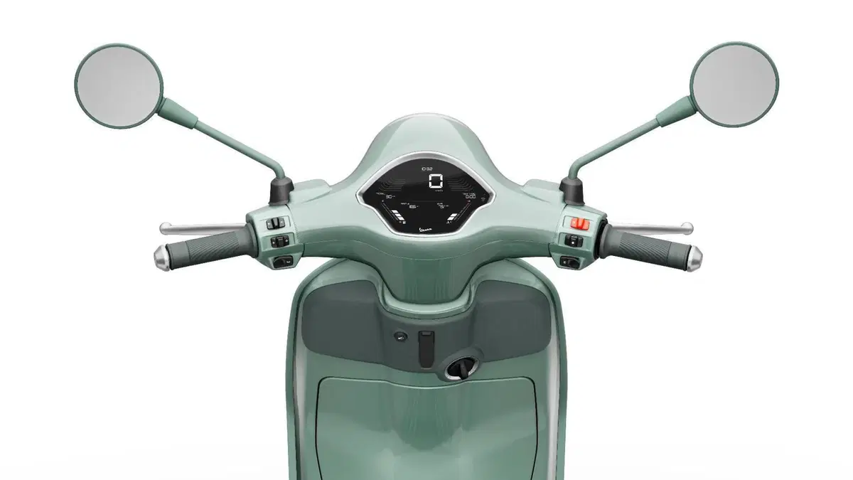Vespa Primavera 125 80th (2026) (3)