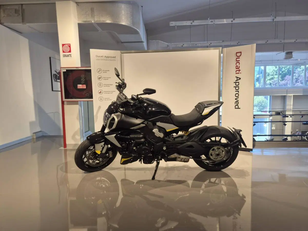 Ducati Diavel V4 (2023 - 26) (3)