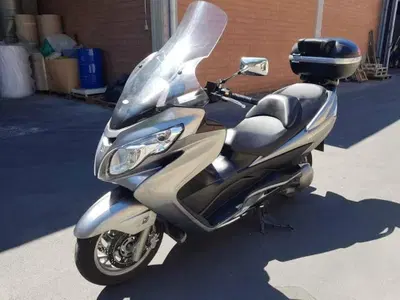 Suzuki Burgman AN 400 (2008 - 13) usata