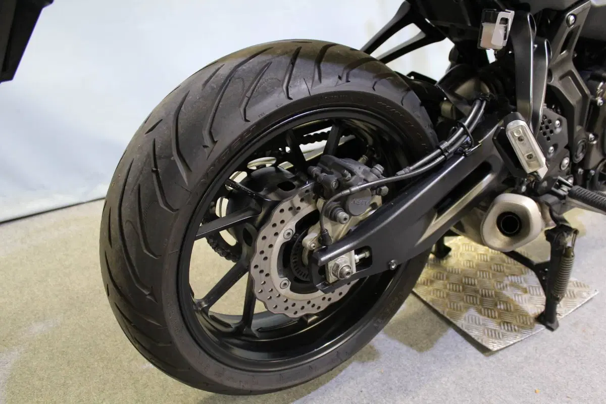 Yamaha Tracer 7 (2021 - 24) (6)