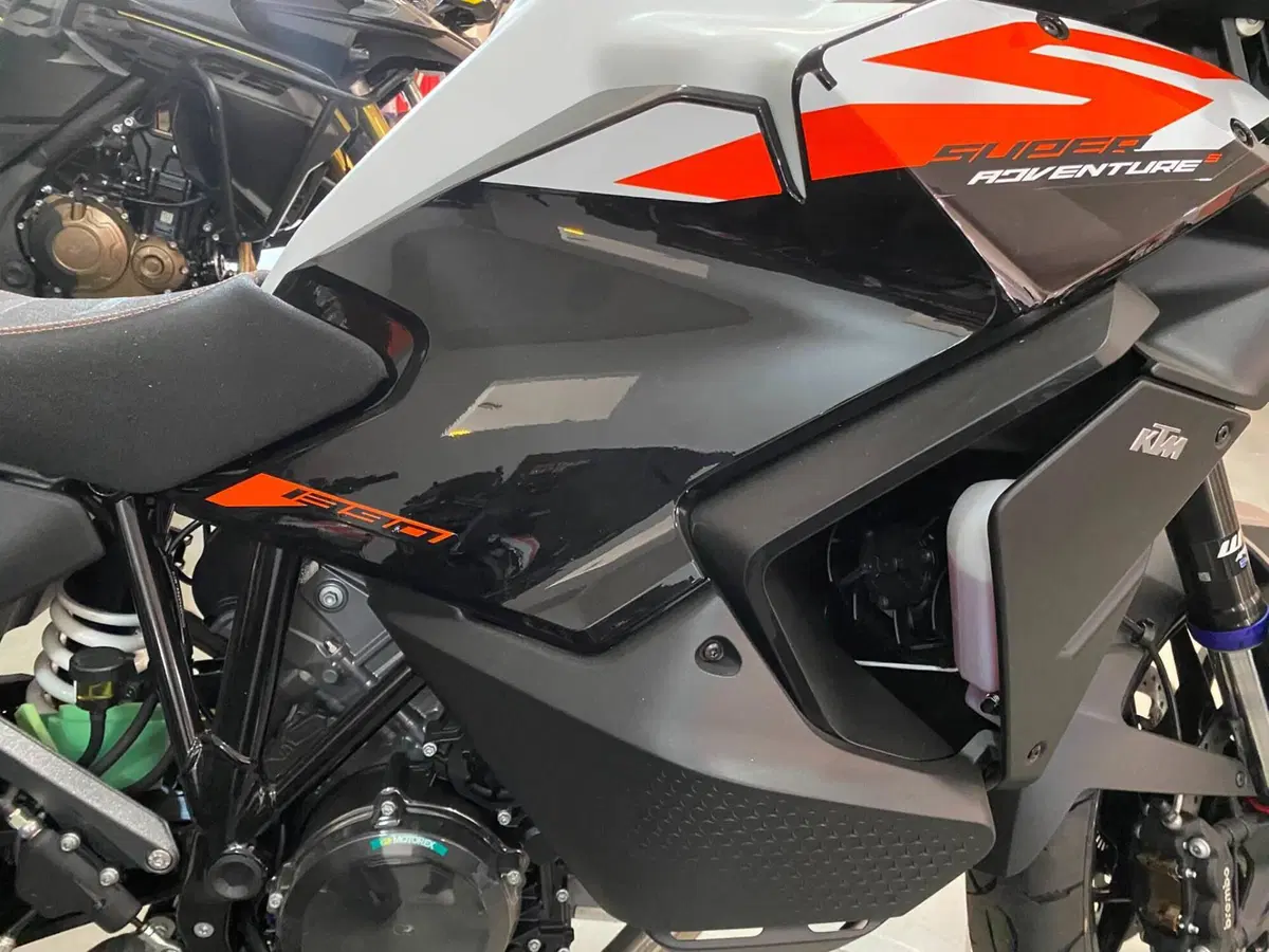 KTM 1390 Super Adventure S (2026) (7)