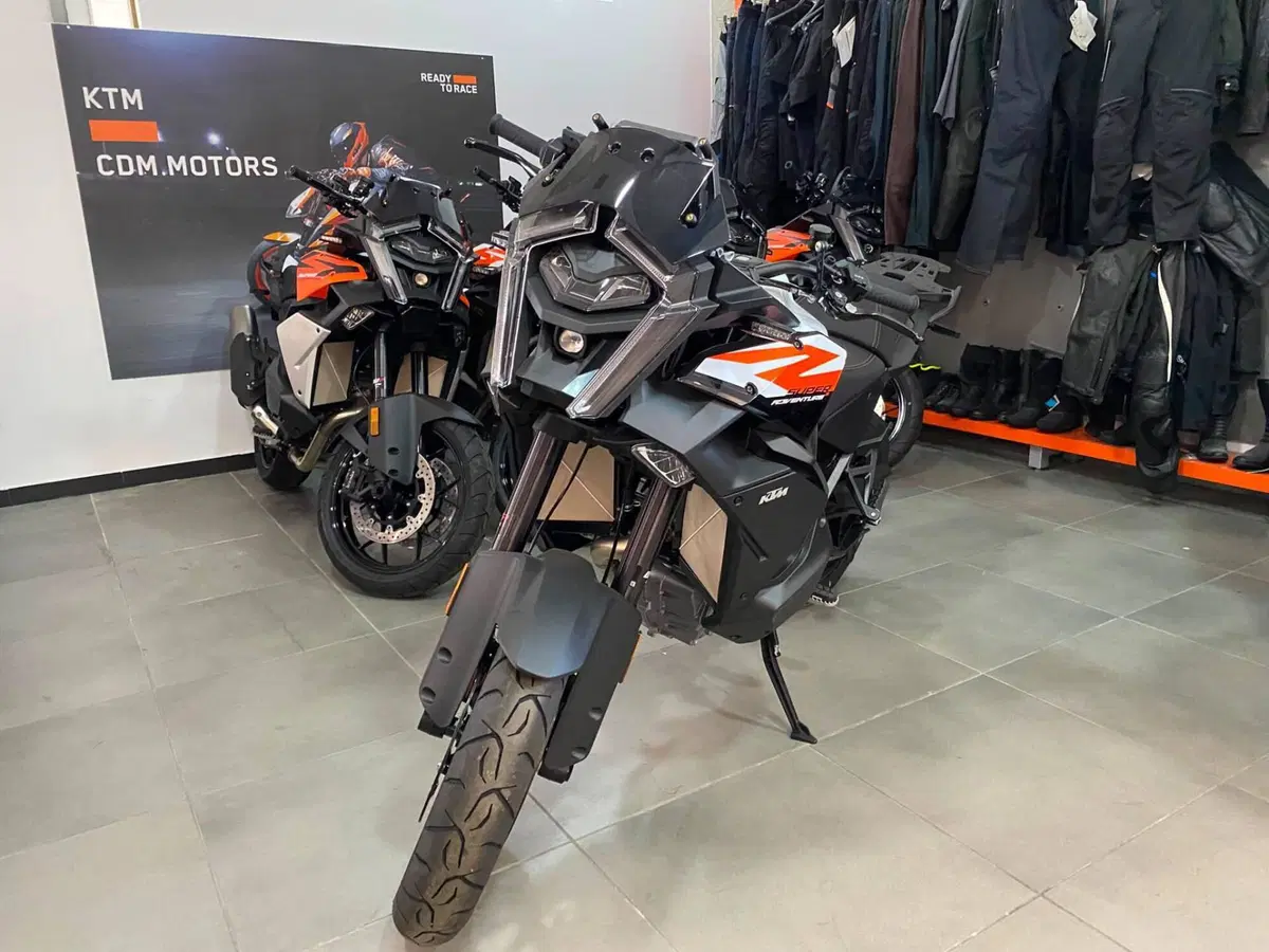 KTM 1390 Super Adventure S (2026) (4)