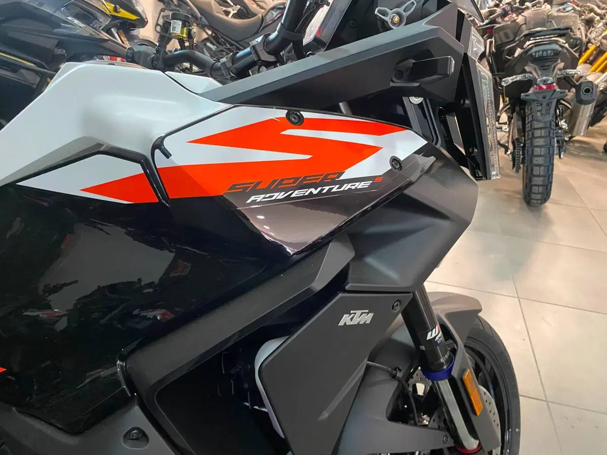 KTM 1390 Super Adventure S (2026) (9)