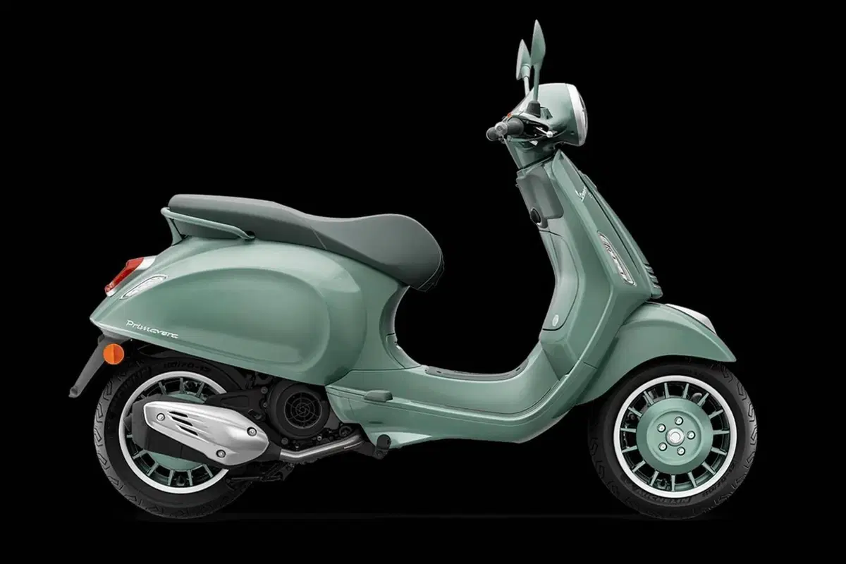 Vespa Primavera 125 80th (2026)