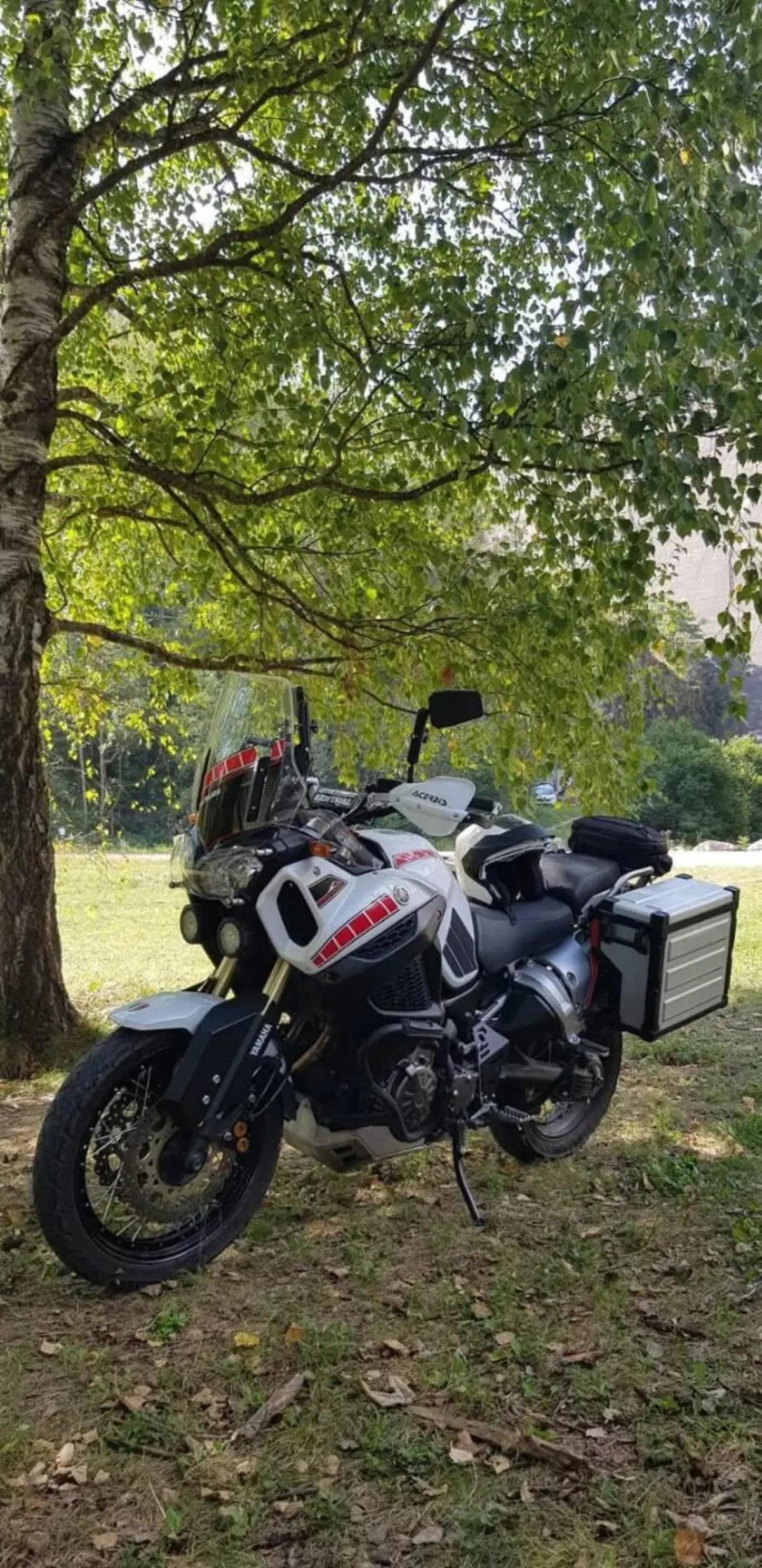 Yamaha XT1200Z Super Ténéré ABS (2010 - 15) (4)