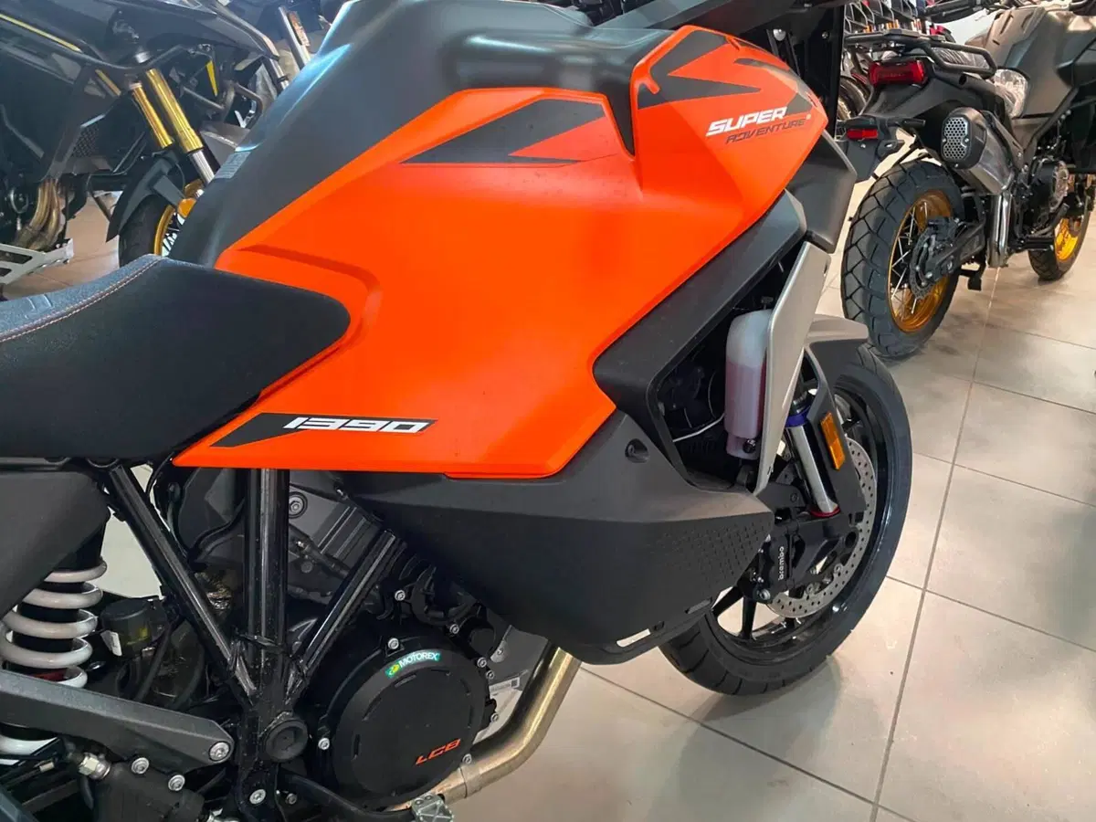 KTM 1390 Super Adventure S EVO (2026) (8)