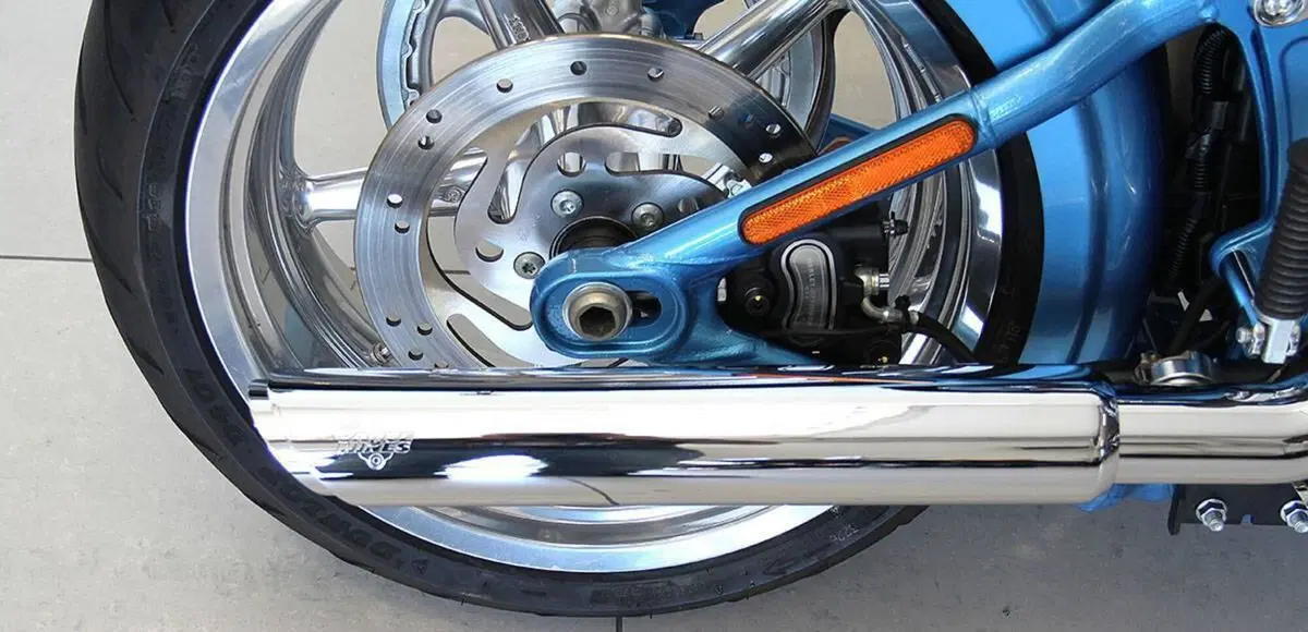 Harley-Davidson 1584 Rocker C (2009 - 11) - FXCWC (5)