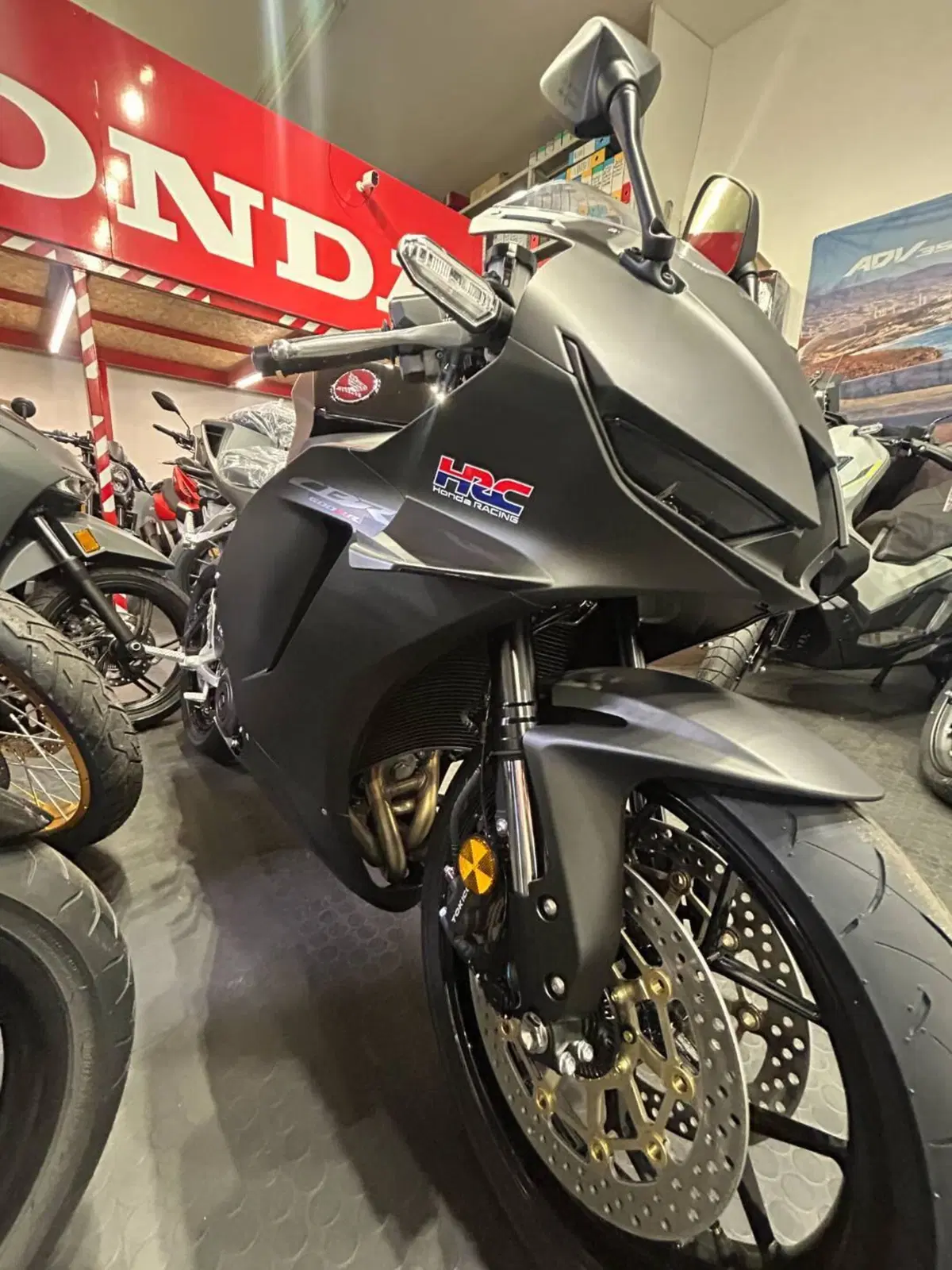 Honda CBR 600 RR (2024 - 26) (3)